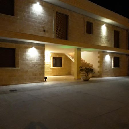 Af Service B&B Месане Екстериор снимка