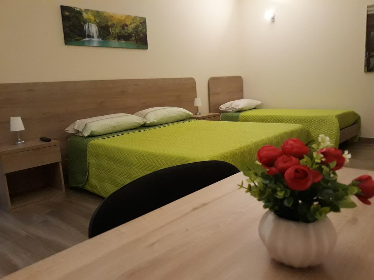 Af Service B&B Месане Екстериор снимка