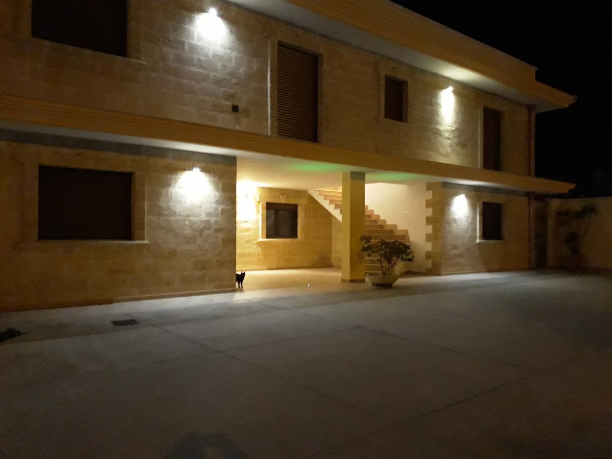 Af Service B&B Месане Екстериор снимка
