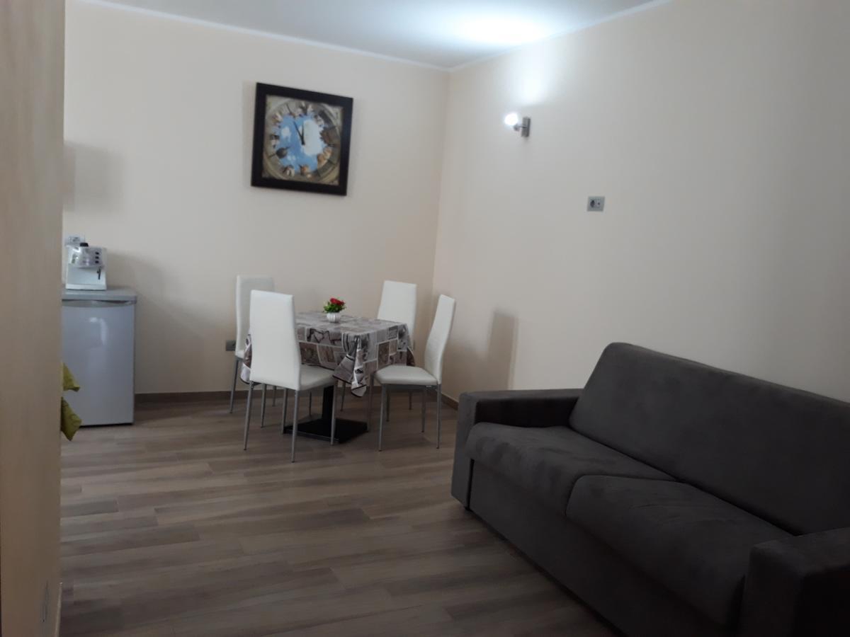 Af Service B&B Месане Екстериор снимка
