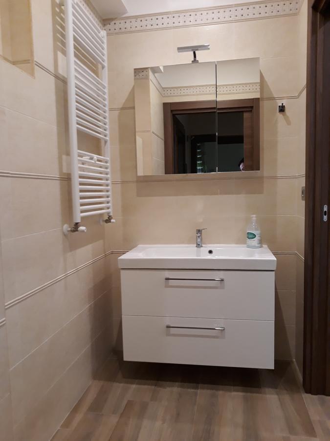 Af Service B&B Месане Екстериор снимка
