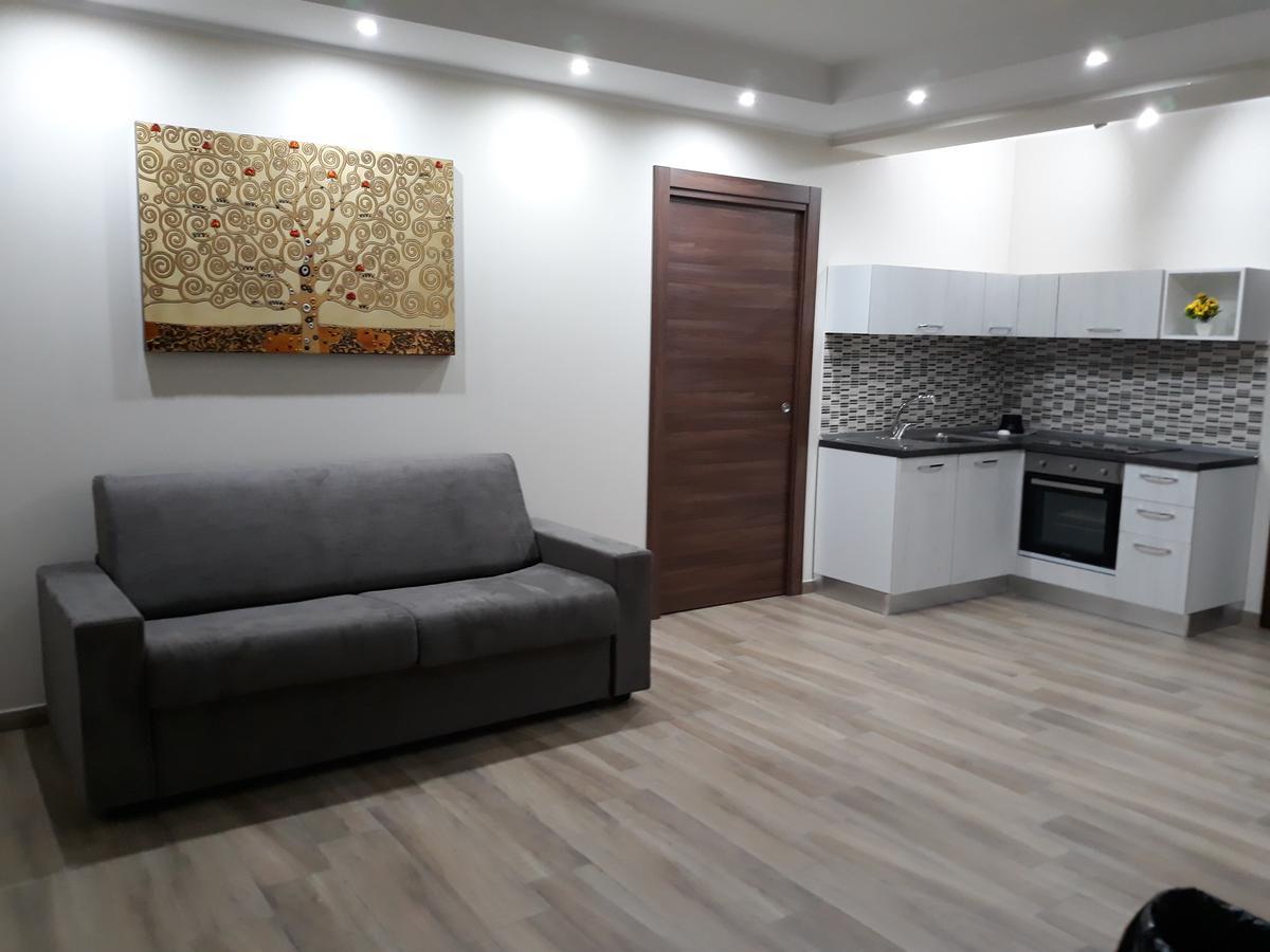Af Service B&B Месане Екстериор снимка