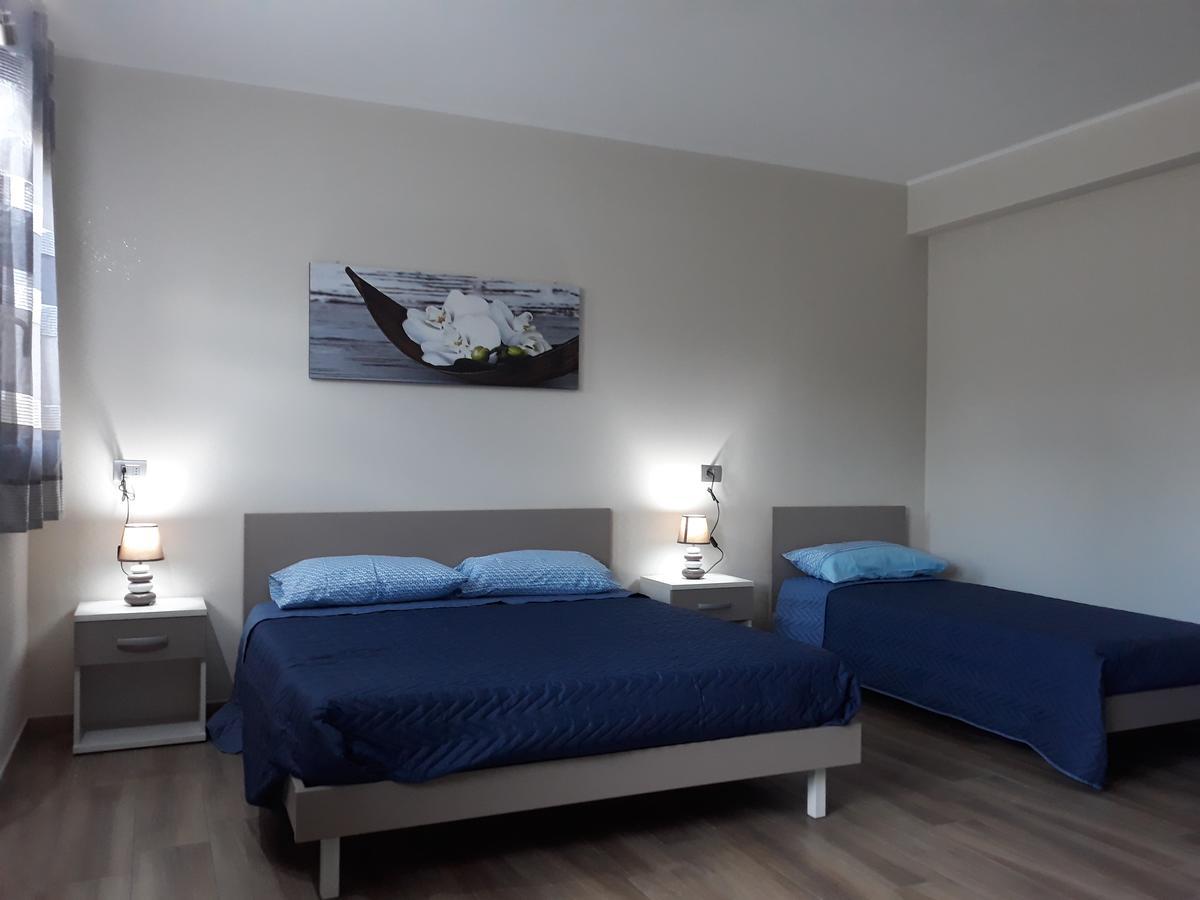 Af Service B&B Месане Екстериор снимка